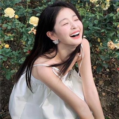 初恋竟是我女儿班主任情书未泛黄